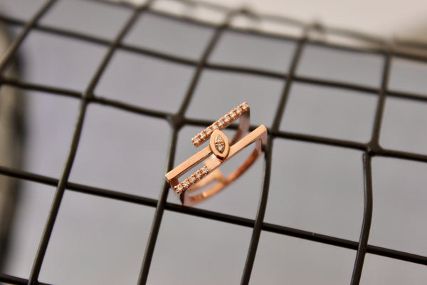 Structured Diamond Ring