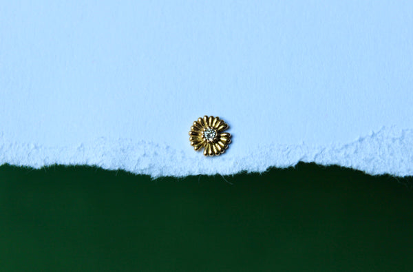 Daisy Stud