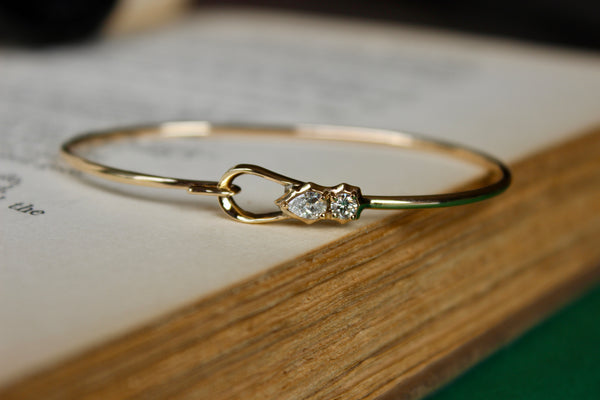 Scalloped Diamond Cluster Bangle